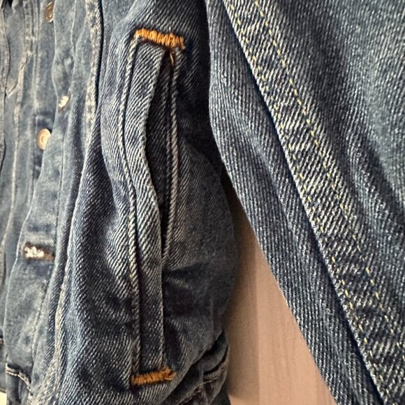 Levi’s Jean Jacket - Picture 3 of 8